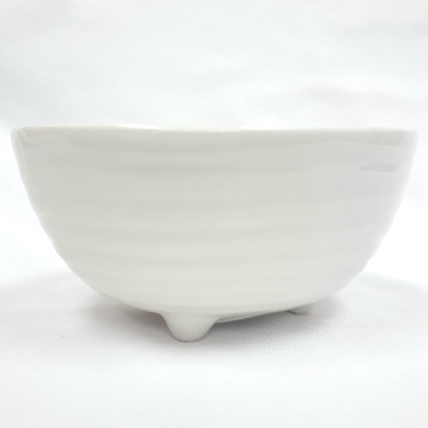 White bone round small pot 1p