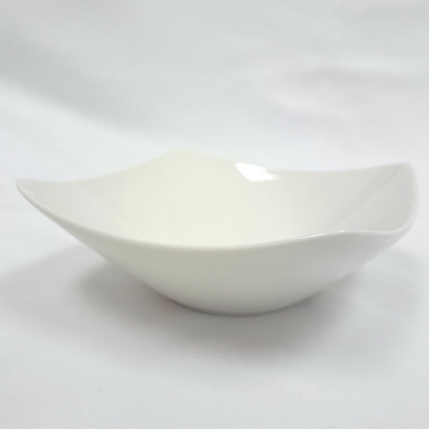 White bone square deep bowl : PB 1p
