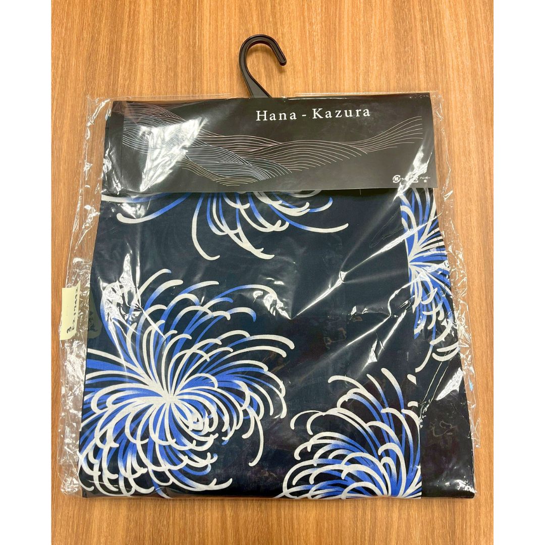 Women's  Yukata Free Size 3-Piece Set (Yukata, Obi, Geta)  Navy With White & Light-blue Chrysanthemum / Clothes Set 1