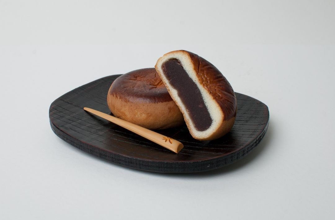 Tsukisamu Anpan Smooth Red Bean Paste / Pastry 65G